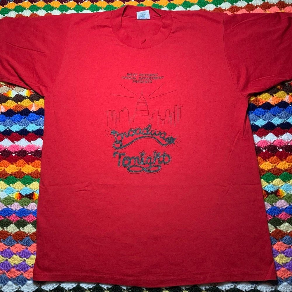 Vintage 80s Broadway Tonight West Potomac Choral Department Cityscape Tee - Picture 10 of 16